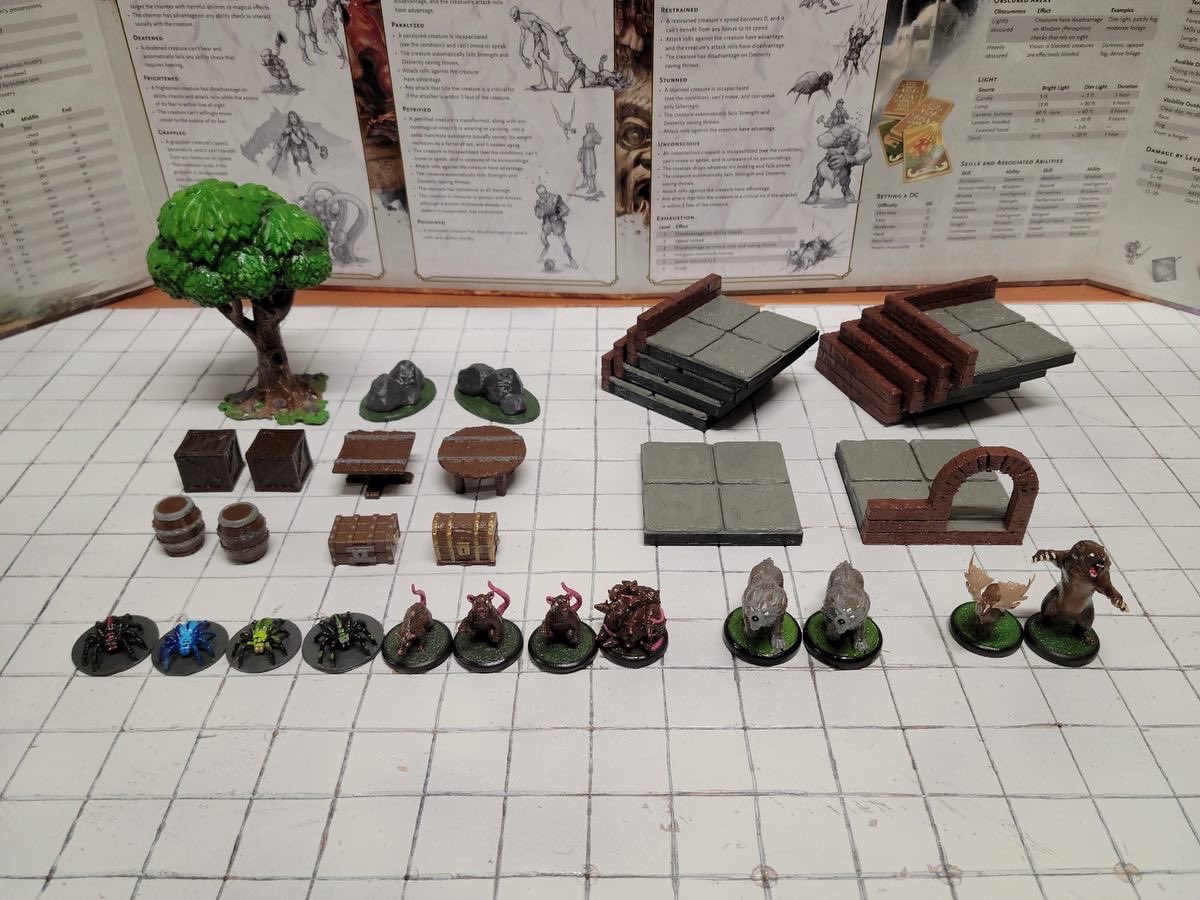 castjunkie's tweet photo. Time to offload a few of our basic DM starter sets with a special introductory scenario to get you started on a campaign. If you’re interested in purchasing one unpainted let me know! https://t.co/5dwXpn5sMu