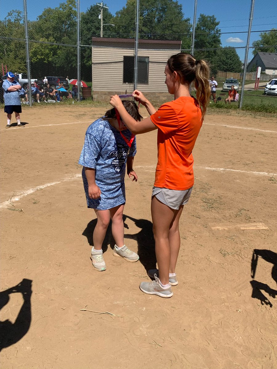 GC_CoachT's tweet photo. So proud of my team!! Spent last two days volunteering there time to assist with Special Olympics softball regional tournament!!
Great team doing great things for the community!! https://t.co/GO9WDZxjIn