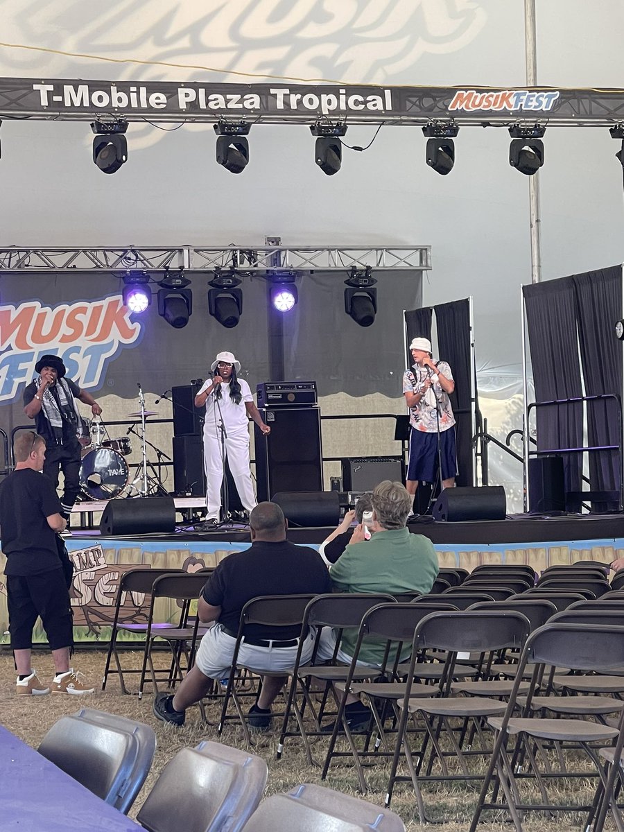 LHSMusikfest2022 tweet media