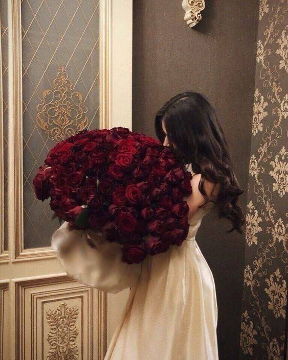 ياحلو الأيام اللي جابتك وأبهجتني♥️