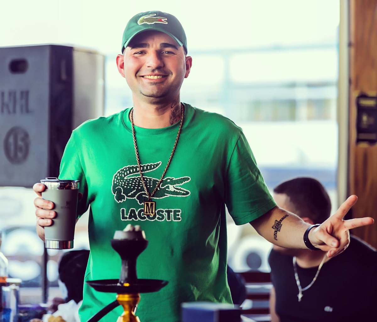 MayckonSc's tweet photo. Brilhando em vida, sorrindo à toa✌️😆🥇♥️🙏🏻 #djmayckonsc #djlife #megafunk #2k22 #itajai #sc #blessed #eletrofunk #tiktok #beautiful #brasil #funk #emalta #reels #lacoste #reelsinstagram #originalproduções #fluxou #touradadamed #funkonthebeach #viral #viralvideos #viralreels https://t.co/8osJJmBCFs