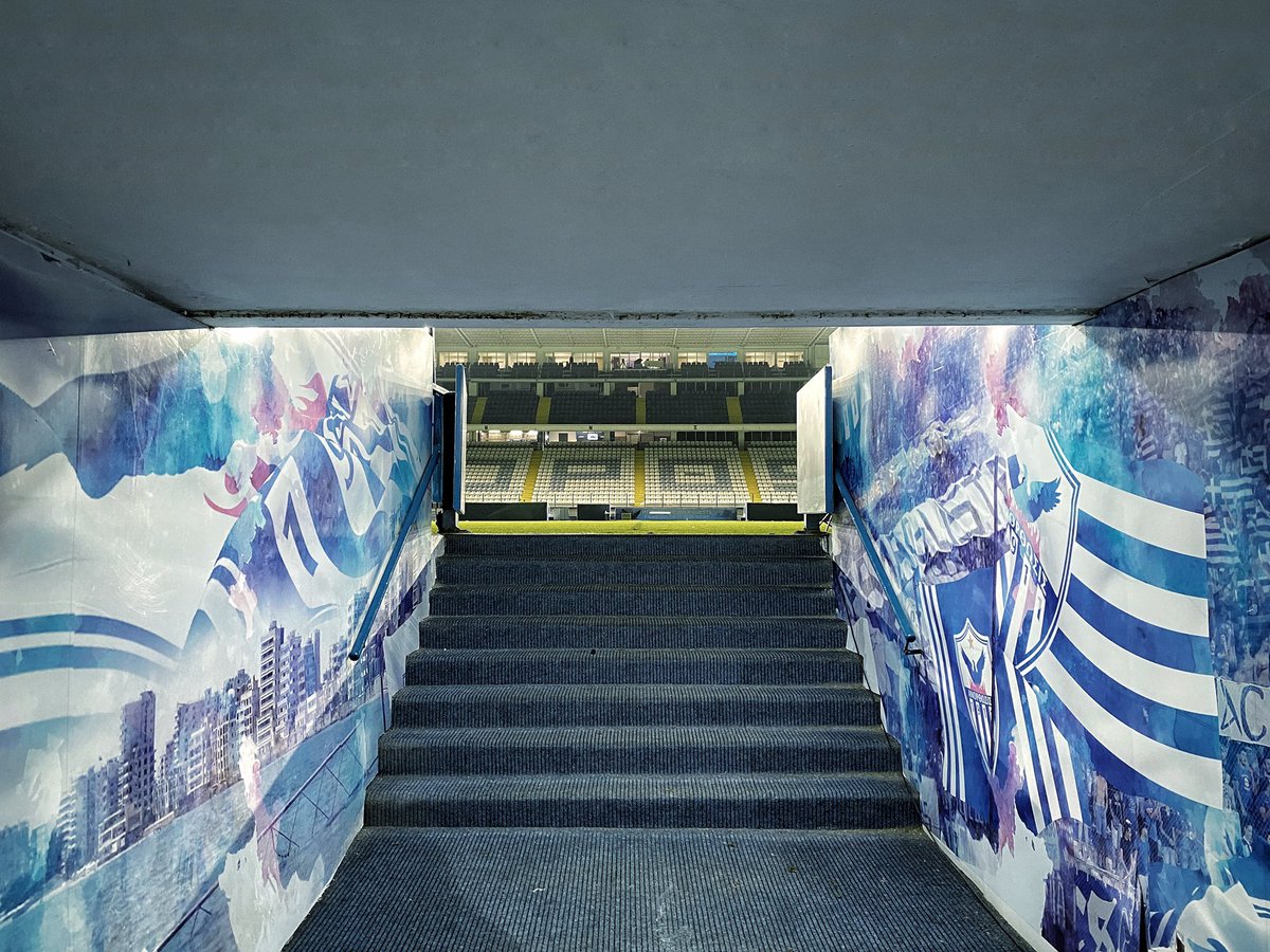 ManuGarcia19's tweet photo. ANTONIS PAPADOPOULOS STADIUM

Estadio del @anorthosisfc, equipo de la ciudad ocupada de Famagusta.

Tras la invasión, el equipo pasó a jugar como refugiado en diferentes campos del país hasta llegar a su actual hogar en Larnaca.

Uno de los estadios con mejor ambiente del país. https://t.co/tcsCdEQcrZ