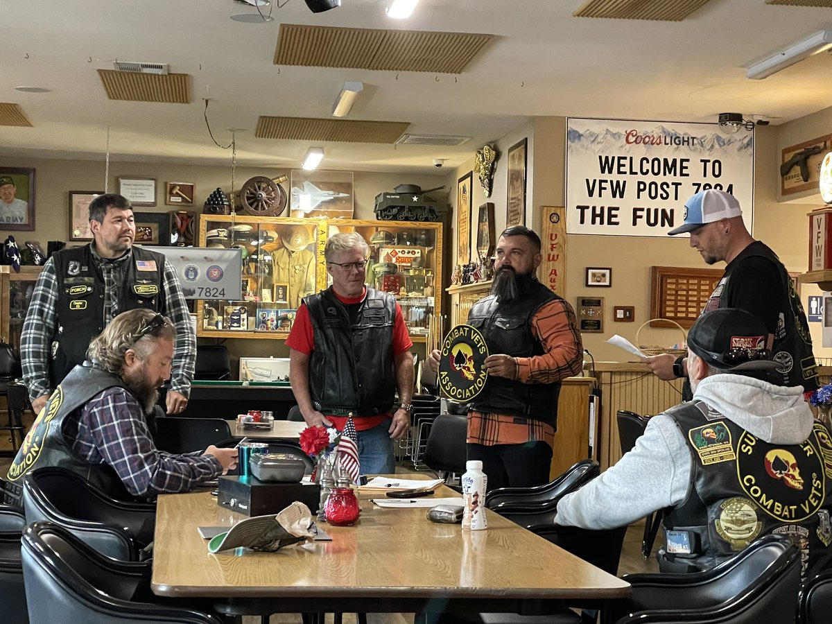 CVMA11_4's tweet photo. Down here in Vancouver for our brothers in 11-8 to support their APR. Got a nice surprise then they inducted a new member. Welcome home brother. https://t.co/1pm0Q27jeK