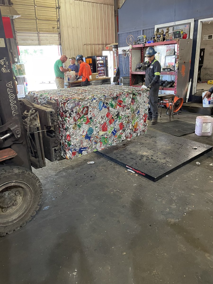 DougKTodd's tweet photo. @SaRecycling Marietta: Thank you to Tre &amp;team from Troop 5400 for supporting BSA Scouting in Marietta area.  Donated cans from DueWest UMC supporting local Scouts. https://t.co/D5Qy4OAUEK