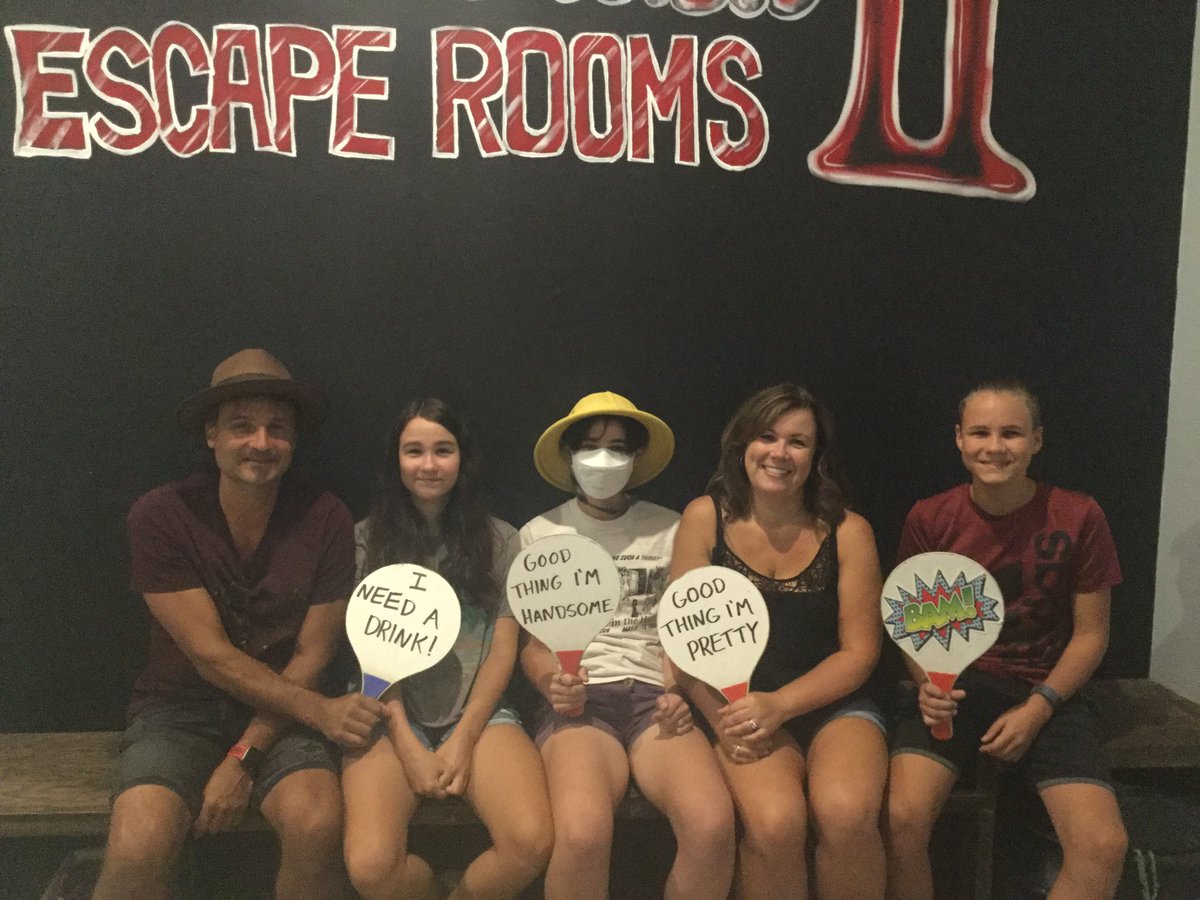 MPEscape's tweet photo. These raiders escaped the tomb with plenty of time to spare! Good job guys! #missionpossiblemilton #tombraiders #lightningspeed https://t.co/ZDLvMZBilj