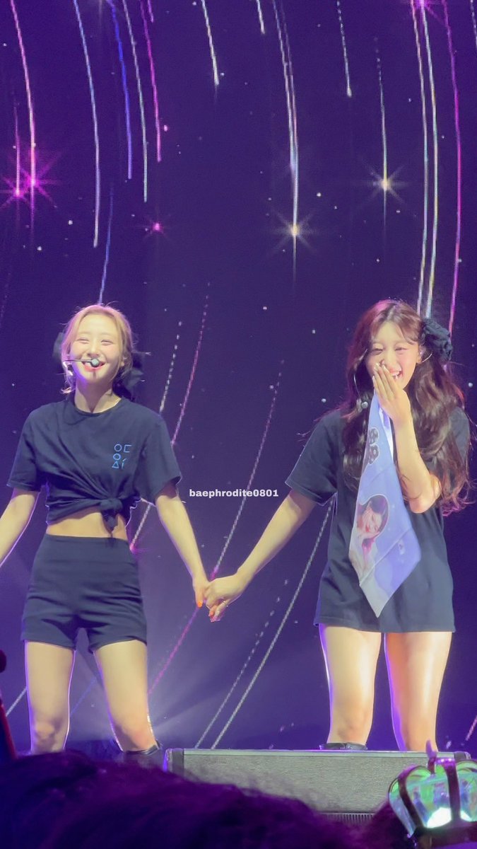 baephrodite0801's tweet image. 220811 Radius Chicago

a story told in four parts

#LOONA #YVES #CHOERRY #이달의소녀 #이브 #최리