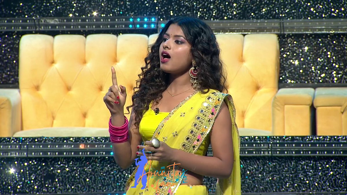 ArunitaFans's tweet photo. Day 33, Set 1: Captain @arunitakanjilal 's some memorable moments on Superstar Singer Season 2

#SuperstarSinger2 #SingingKaKal #arunitakanjilal #arunitakeajoobe
#SuperRohan #SuperFaiz #captainarunita #ArunitaFan #AshaParekhSpecial

Please subscribe: https://t.co/YXnNfhGSyK https://t.co/csvahSQdNx