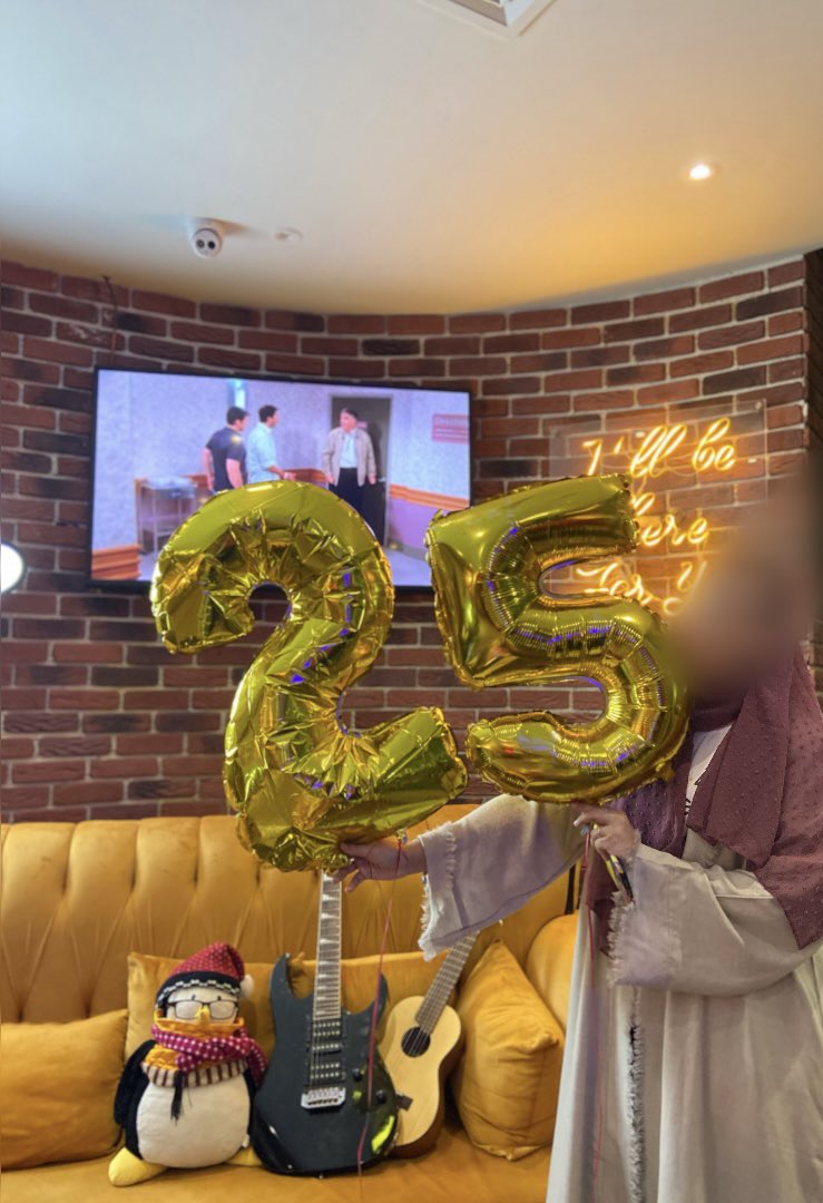 _Rhaa6's tweet photo. 12, August
I’m another year older🎊🤍🤍 https://t.co/rIOerUIeiG