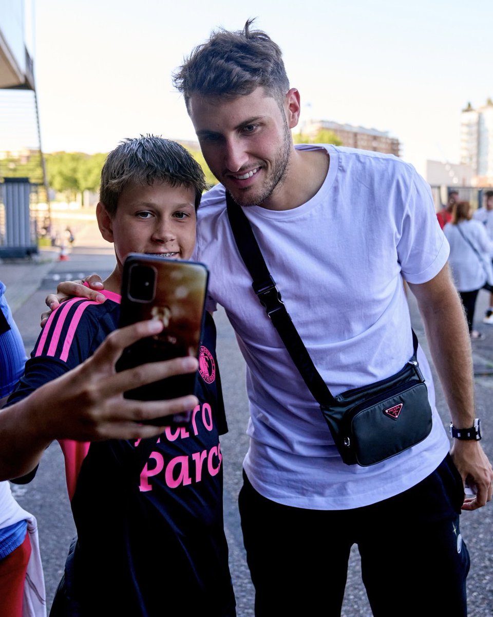 Feyenoord Rotterdam tweet media