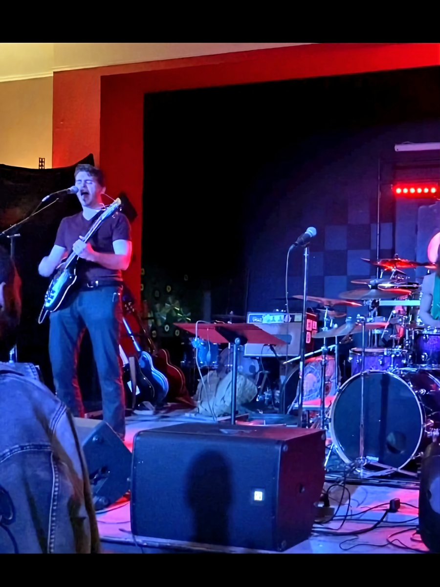 smallweatherchi's tweet photo. Happy Birthday to our main man Riley. I met this guy at Columbia College Chicago 10 years ago. Since then we've played over 100 shows, been in different bands together, and pushed ourselves to be better both in and outside of our music. #overclockedchicago https://t.co/rCjurK6K71