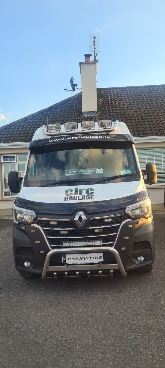 Davidcapey's tweet photo. The @EireHaulage van is on the road tomorrow #Sunday looking for a man with the van 
https://t.co/hGwsuFdXcb https://t.co/o231kbVjHn