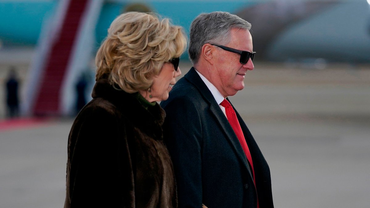 2cannan1's tweet photo. @Pezmom2 @cbouzy I don't think that's Mark Meadows' wife--the woman in the photo looks too young to be her...👇 https://t.co/hWFDIS25a7