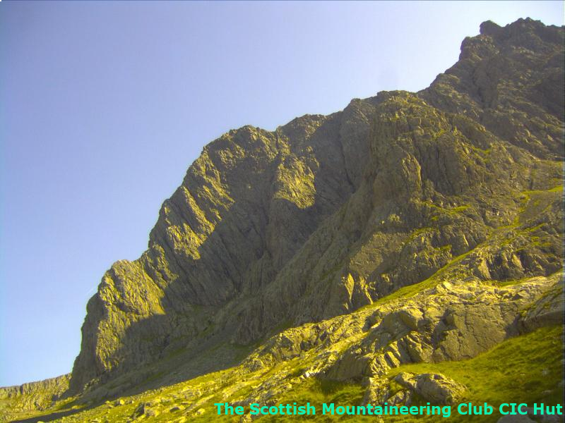 cicwebcam's tweet photo. #cichut #northface #bennevis #mountaineering Current weather. 24.18C, humidity 47.04%, recent gust 4mph, direction NNW https://t.co/41SuwgoUD9