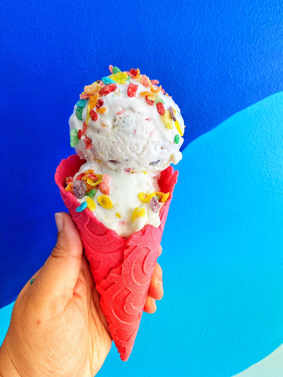 Have you tried our Cereal Milk ice cream made with fruity pebbles? 

Nothing like icecream to cool you down on a hot day 🌞🥵
#icecream #summer #toronto #foodies
