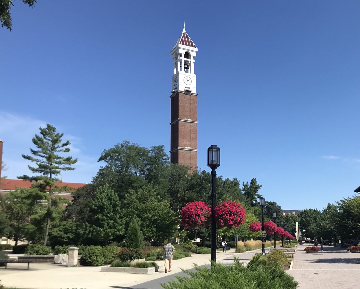 JayAkridge's tweet photo. Campus beautiful and quiet today - but not for much longer!  ⁦@boilergoldrush⁩ this coming week and ⁦@LifeAtPurdue⁩ classes start Monday, August 22!  Welcome back to all Boilermakers! https://t.co/KB53eyNChu