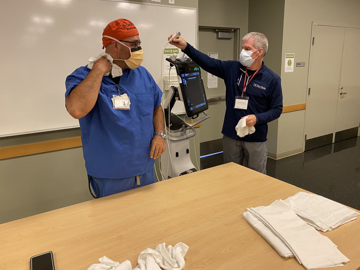 fdjperez's tweet image. Love that our @stanfordanes Department is supporting 

@StanfordODME and Collaborating partners 

American Indians Accessing Health Professions Program #AIAHPP 

#FutureNativeDocs 

@CedarFowler showing his ultrasound skills and #ModelingSkills 

He has a fantastic carotid artery