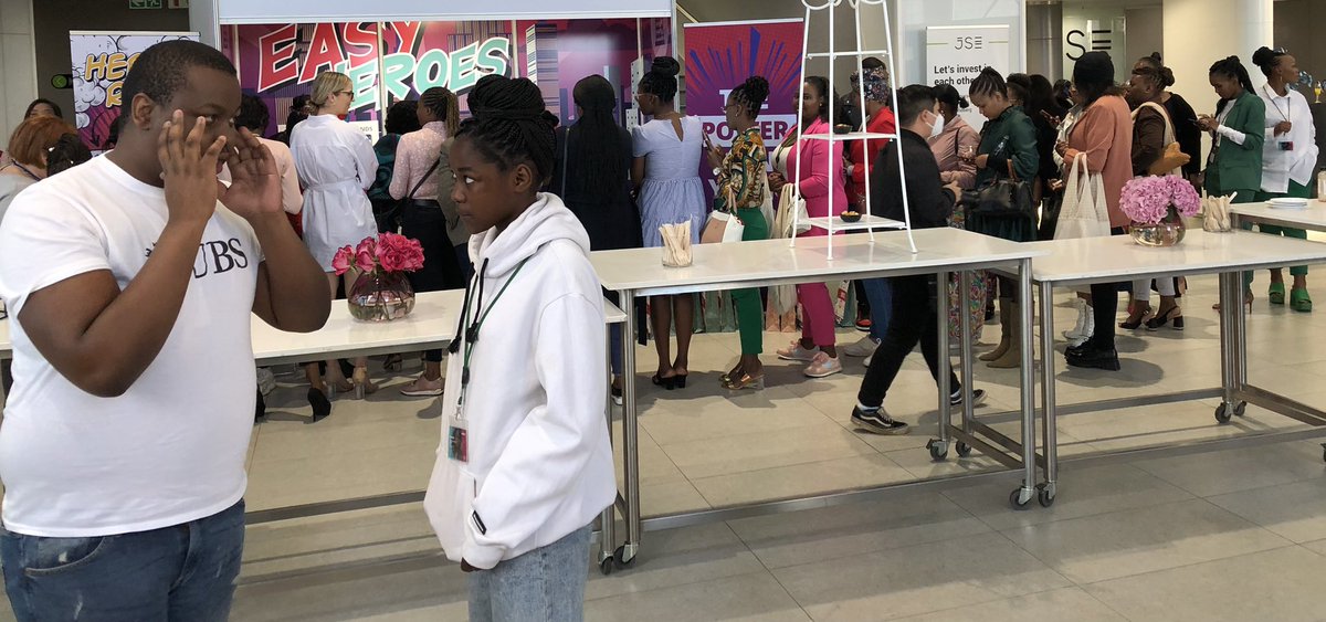 caylow_SA's tweet photo. @EasyEquities doing the most at the #JSESheInvests2022 https://t.co/quAsHrGgBS