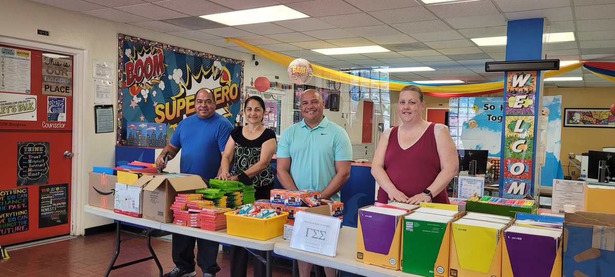 CampbellDriveK8's tweet photo. Thank you @gammasigmasigma for the very generous backpack drive today. We are so grateful 💗. #connecting #cdk8sohappytogether @MDCPSSouth https://t.co/xCJc8TrmwZ