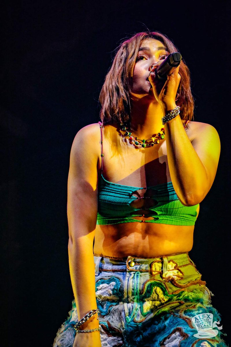 Officialindie_'s tweet photo. @HayleyKiyoko from last night at the @AragonBallroom!!! 

https://t.co/HHLqkLTgkF https://t.co/73kGl18mKM