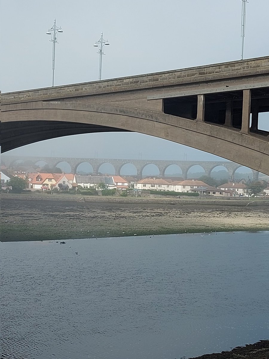 Michael50392771's tweet photo. Berwick upon Tweed bridges #homecation https://t.co/J5JfMF91Vw