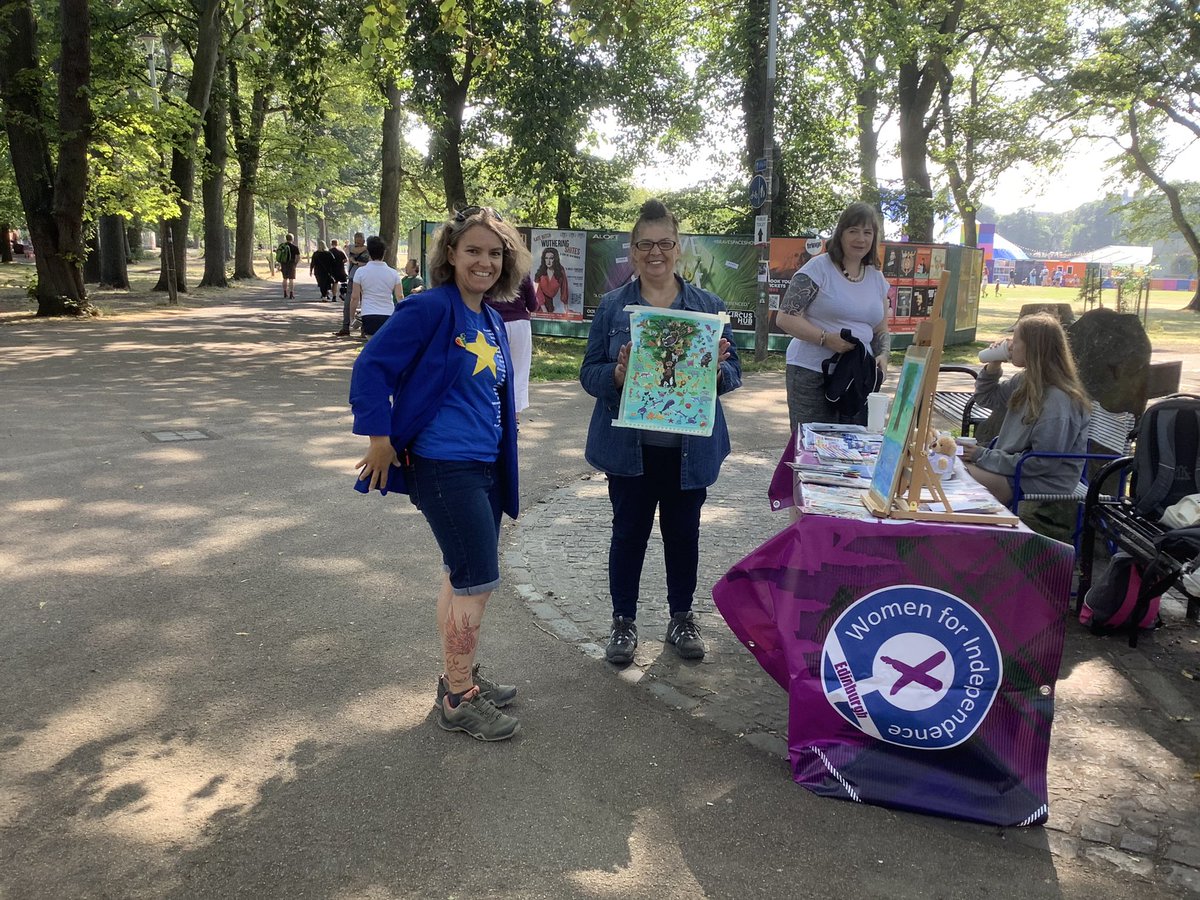 EdinburghWfi's tweet photo. .thanks to our super #ootnabooters  #themeadows 4 Saturdays in a row! What a great day with 1 2 1s &amp; groups engaging with our #questionaire Toddlers love the ‘save the animals climate change board’  @believeinscot @ScotNational https://t.co/K4FlrTijnl