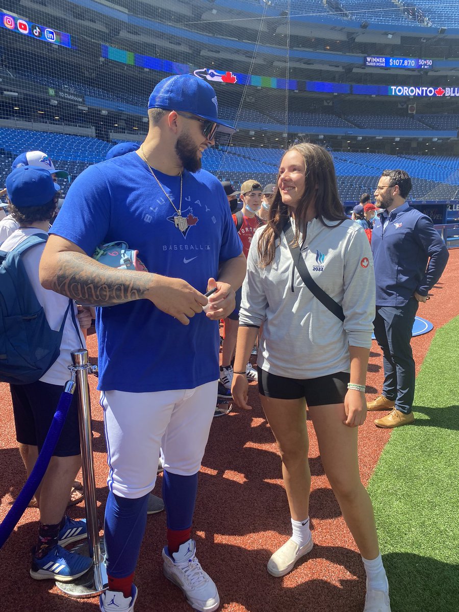 chrisseguin_'s tweet photo. Make sure you tune in at 3:00 pm on @Sportsnet for @jaidalee23’s first pitch during today’s @BlueJays game. Should be an incredible moment for the first-ever female baseball player in the @CanadaGames 55-year history. @2022CanadaGames https://t.co/WqrCN4zThs