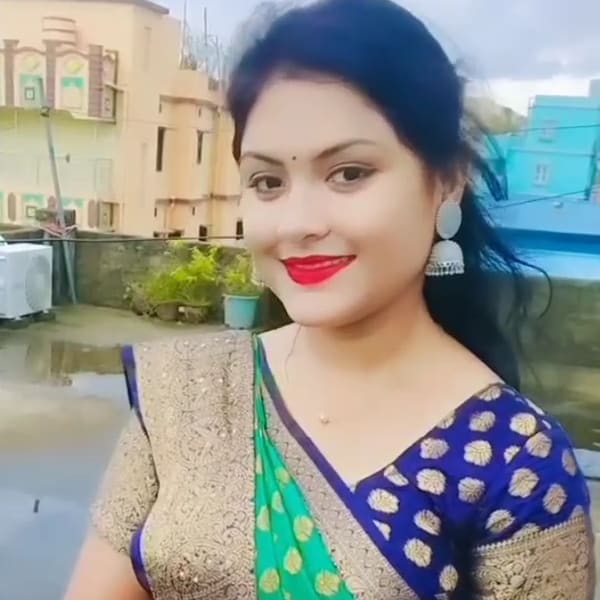 SubhalagnaSai's tweet photo. #NewProfilePic https://t.co/j3Xg2Iz3ob