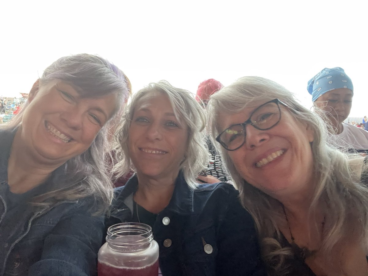 furmanfamily04's tweet photo. Three old moms watching their favorite boy band #BSBSEA https://t.co/DAFMBLlJYi