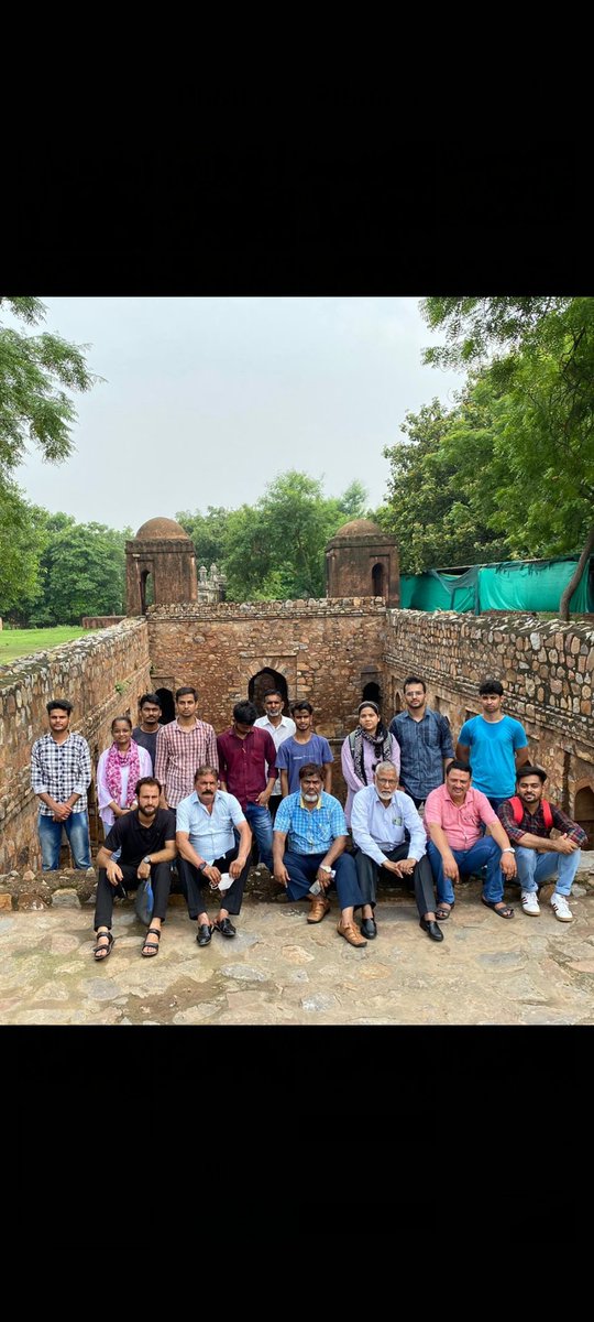 lavish2101742's tweet photo. Mission Amrit Sarovar- Jal Dharohar Sanrakshan
Water body: Baoli at Wazirpur ka Gumbad, Delhi
Institution Name: Department of Civil Engineering ,Jamia Millia Islamia,New Delhi
#MissionAmritSarovar
#AzadiKaAmritMahotsav 
@AICTE_INDIA 
@MoHUA_India 
@jmiu_official https://t.co/v4Lcms1xWU