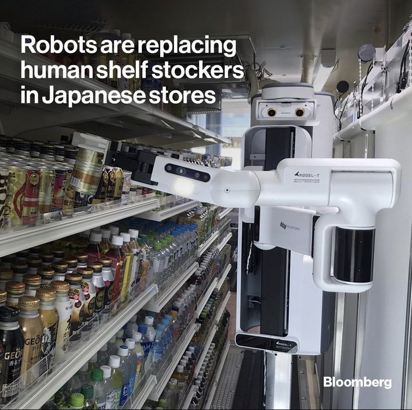 msocopy's tweet image. Automation, AI and Robotics are going to cause the greatest shift in our economy and daily life, perhaps in world history. 

From the looks of current AI writing software, I think we're definitely safe for a few more years 😉

What is the biggest change you see coming with AI?