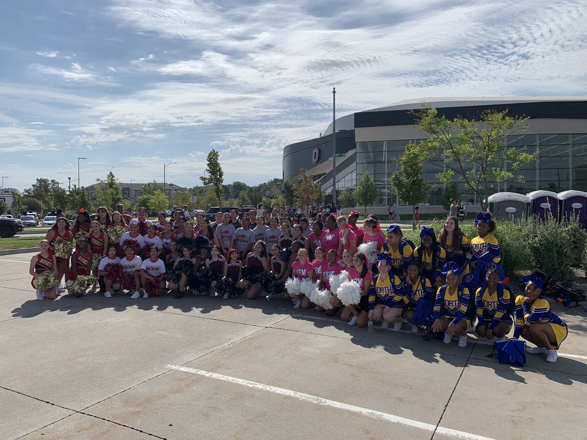 Our Bison Cheer and Dance <a href="/BVBISONCHEER/">Buena Vista Cheer</a> <a href="/bisondancerz/">Buena Vista Dance Team</a> did an amazing job at the Back to School Bash this AM! It’s going to be a great year!