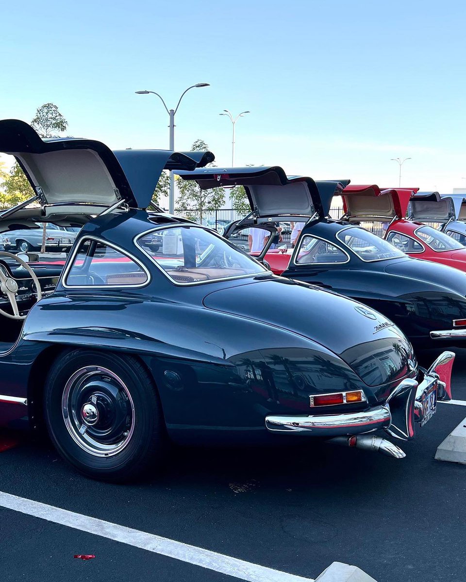 MercedesBenzUSA's tweet photo. Kickstarting our day with a little caffeine and a lot of classic cars.
📸 IG: nate047
#MercedesBenz #ClassicsandCoffee #MBClassics https://t.co/Ssf1ZkIRr5