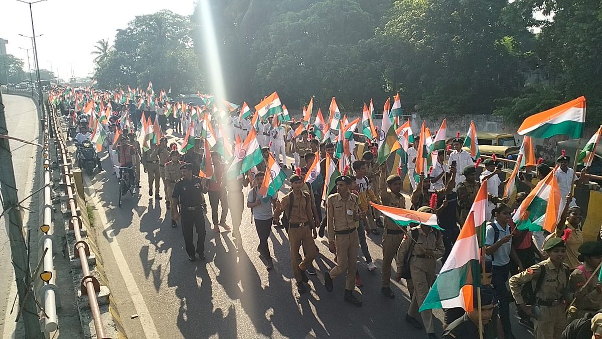 NCC_Bih_Jhar's tweet photo. #NCC Directorate Bihar&amp; Jharkhand cadets participated in #HarGharTiranga march at Patna&amp; spread awareness  #AzadiKaAmritMahotsav #nccforstatue "LehraDo,Har GharTiranga FehraDo"
@PMOIndia
@HQ_DG_NCC 
@NCC_Bih_Jhar 
@MinOfCultureGoI 
@ArtCultureYouth 
@SpokespersonMoD 
@PIB_Patna https://t.co/0IXCYZd3N9