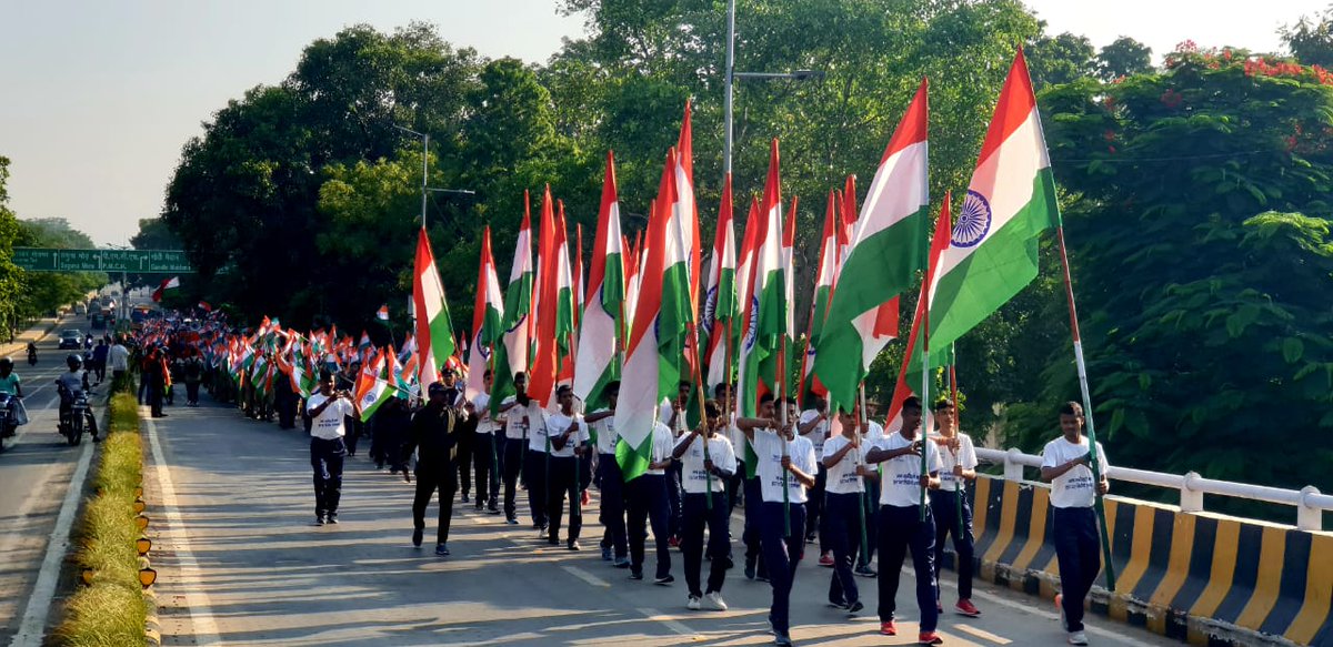 NCC_Bih_Jhar's tweet photo. #NCC Directorate Bihar&amp; Jharkhand cadets participated in #HarGharTiranga march at Patna&amp; spread awareness  #AzadiKaAmritMahotsav #nccforstatue "LehraDo,Har GharTiranga FehraDo"
@PMOIndia
@HQ_DG_NCC 
@NCC_Bih_Jhar 
@MinOfCultureGoI 
@ArtCultureYouth 
@SpokespersonMoD 
@PIB_Patna https://t.co/0IXCYZd3N9