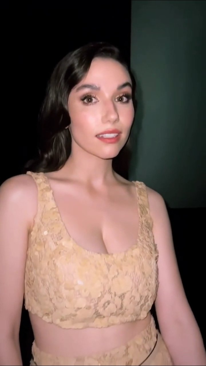 felipe lopez mamani on X: #DCStudios Grace fulton ⭐🦸‍♀️⚡MARY MARVEL⚡  t.coYzwjOeSFcP  X