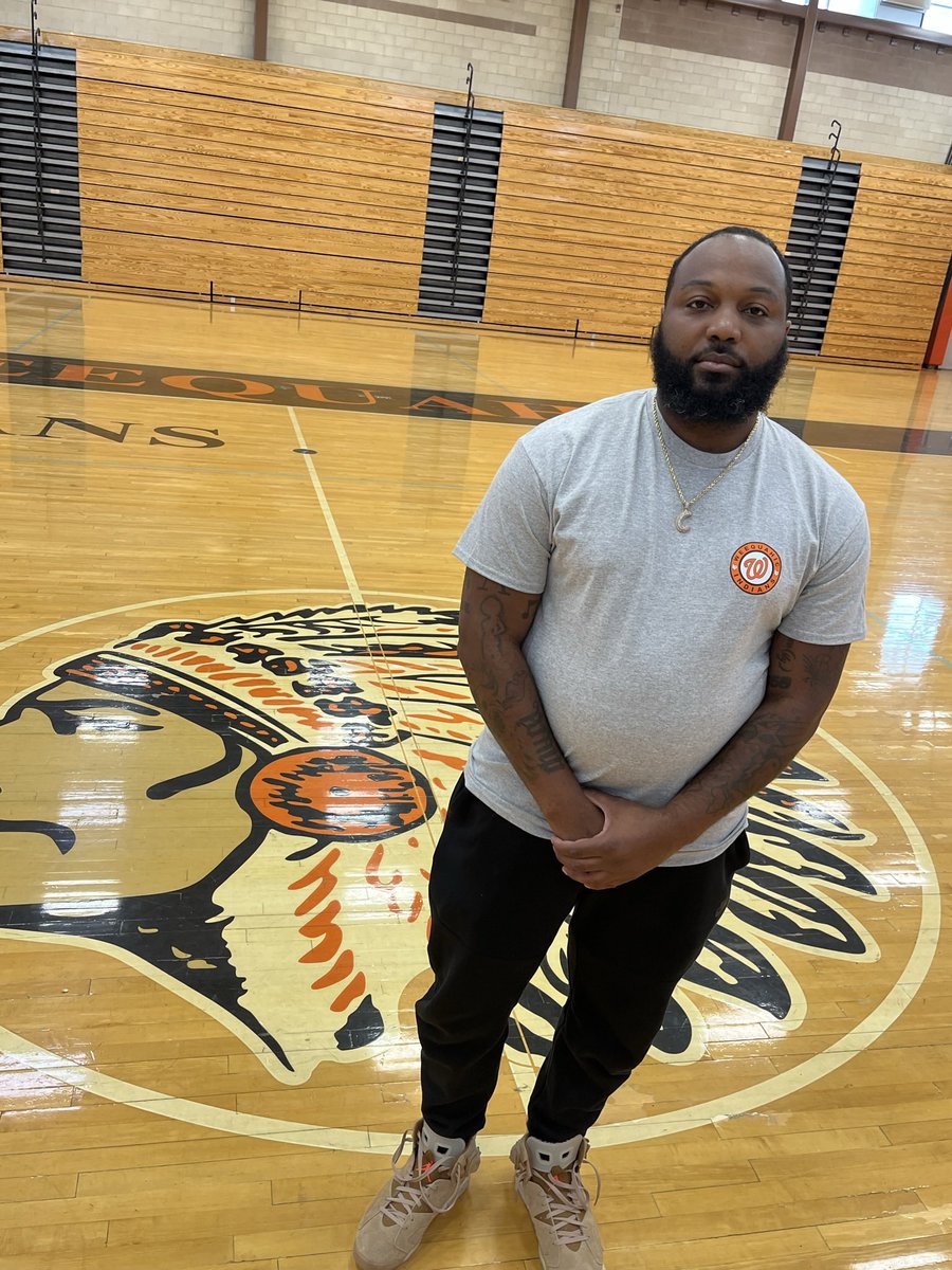 coachcalex_'s tweet image. Its a honor to be named the new boys basketball coach at Weequahic High School. To have my first head coaching job 5 minutes away from where I was raised is surreal. I am eager to get to work and can’t wait to help turn Weequahic basketball into a powerful winning program. IP!!!