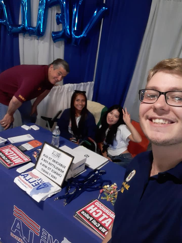 StateRepVella's tweet photo. 🎡 AT THE FAIR! 🎡
My team and I have been having a great time at the Boone County Fair! It's been great talking with folks about their issues, and my team has been enjoying all the food! 🍩🌽
We'll be out here all weekend, so come find us at Exibit Hall 2 and stop by!
#IL68 https://t.co/6gBwLnQRt1