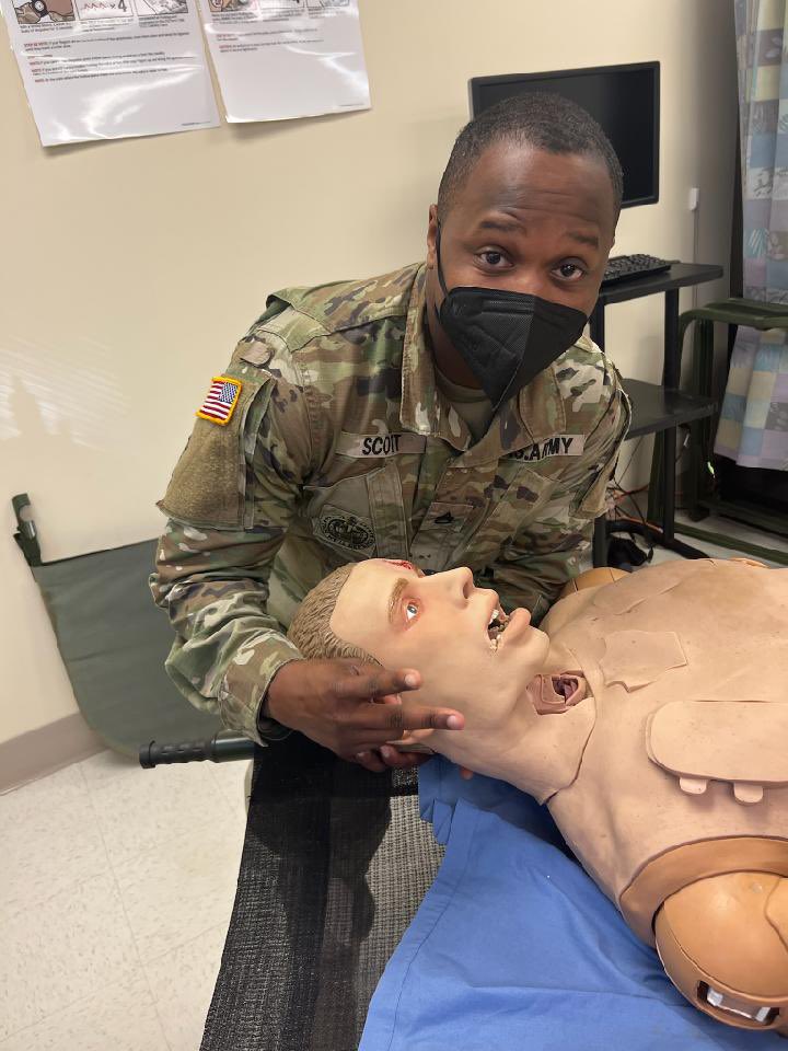 Meet a Drill Sergeant:

DS Scott is the Platoon Sergeant for 2nd Platoon, the Warlocks.

For full read link below:
facebook.com/10006916240122… 

#usarmy #soldier #calltoservice #prepcourse #peoplefirst #army #goarmy #military #armystrong #armylife #militarylife #whatsyourwarrior