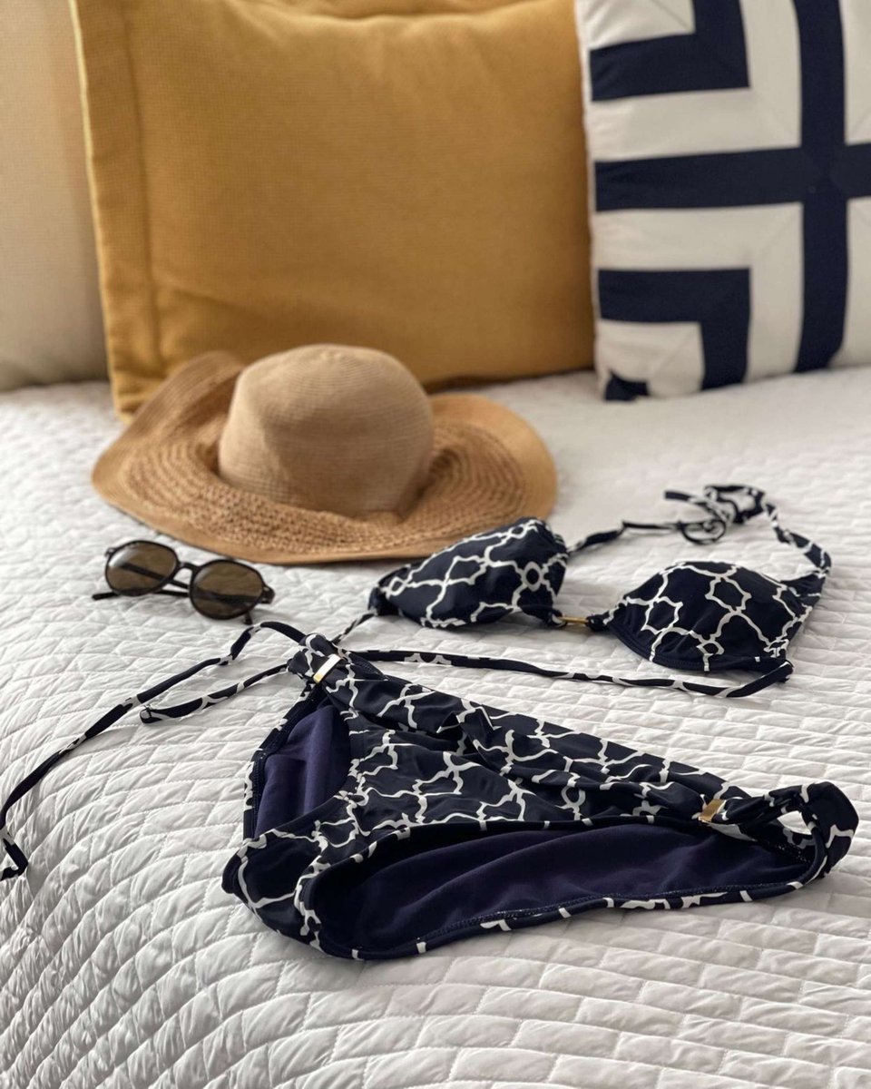 MarquesaHotel's tweet photo. Pool ready or beach ready whatever you prefer just walk out of your room or a short bike ride away. #MarquesaTime #MarquesaKW #KeyWest
https://t.co/gd7trgDBYZ https://t.co/QoBnO2vYiO