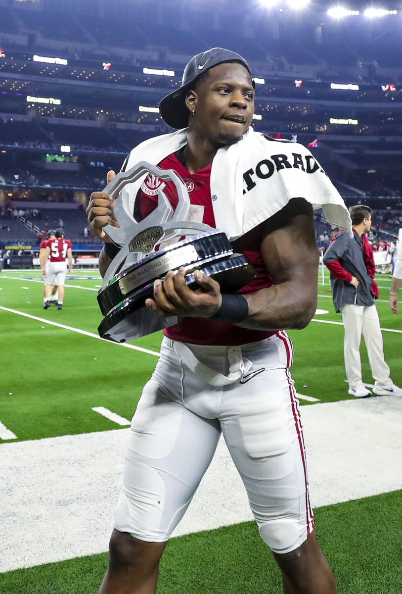ScottKnowsBall's tweet photo. My RB. https://t.co/vkt4UyUT49