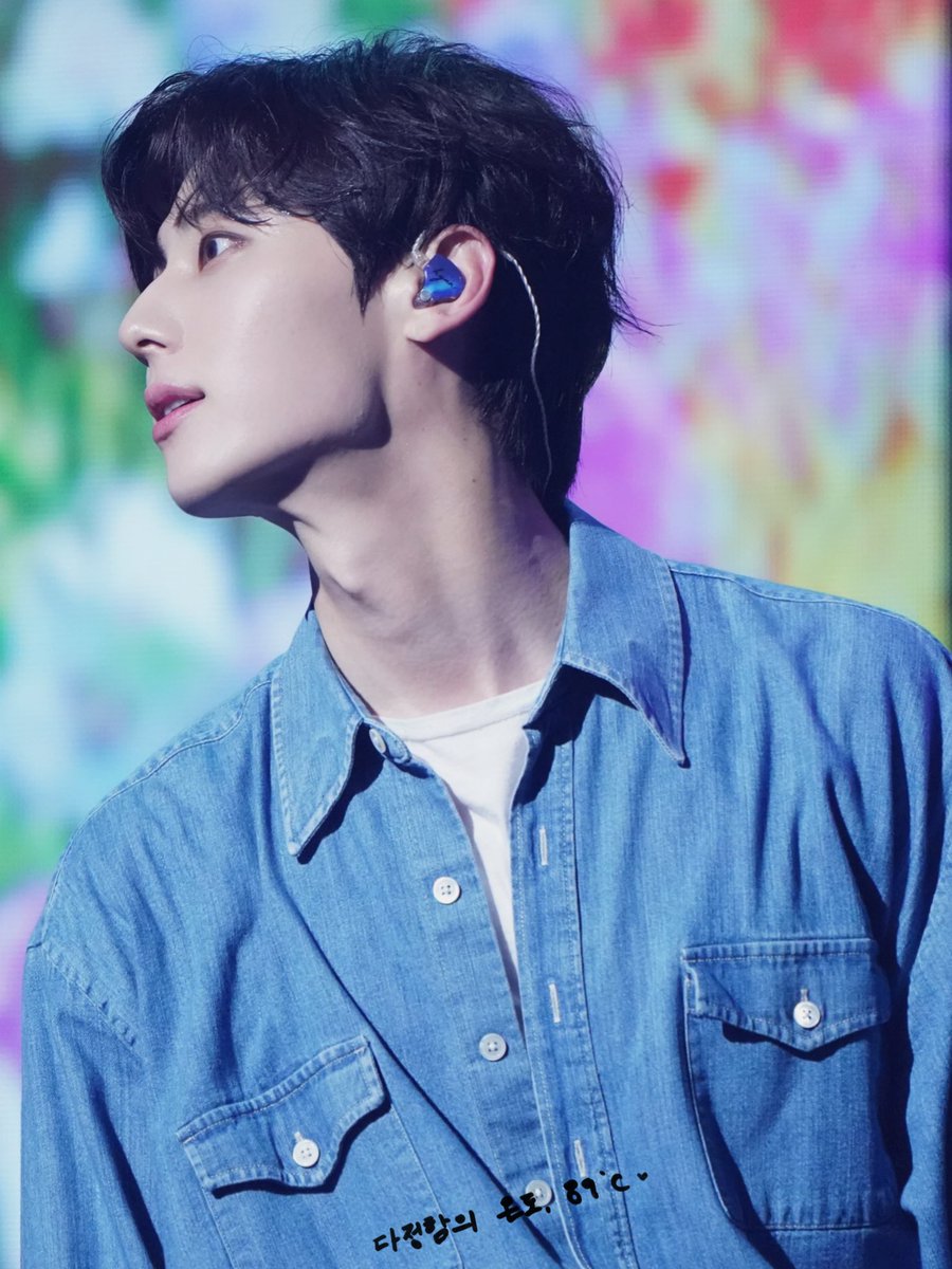 warmhearted_89's tweet photo. 220813 나의 여름 preview
#황민현 #HWANGMINHYUN https://t.co/i93ZD4rEn4