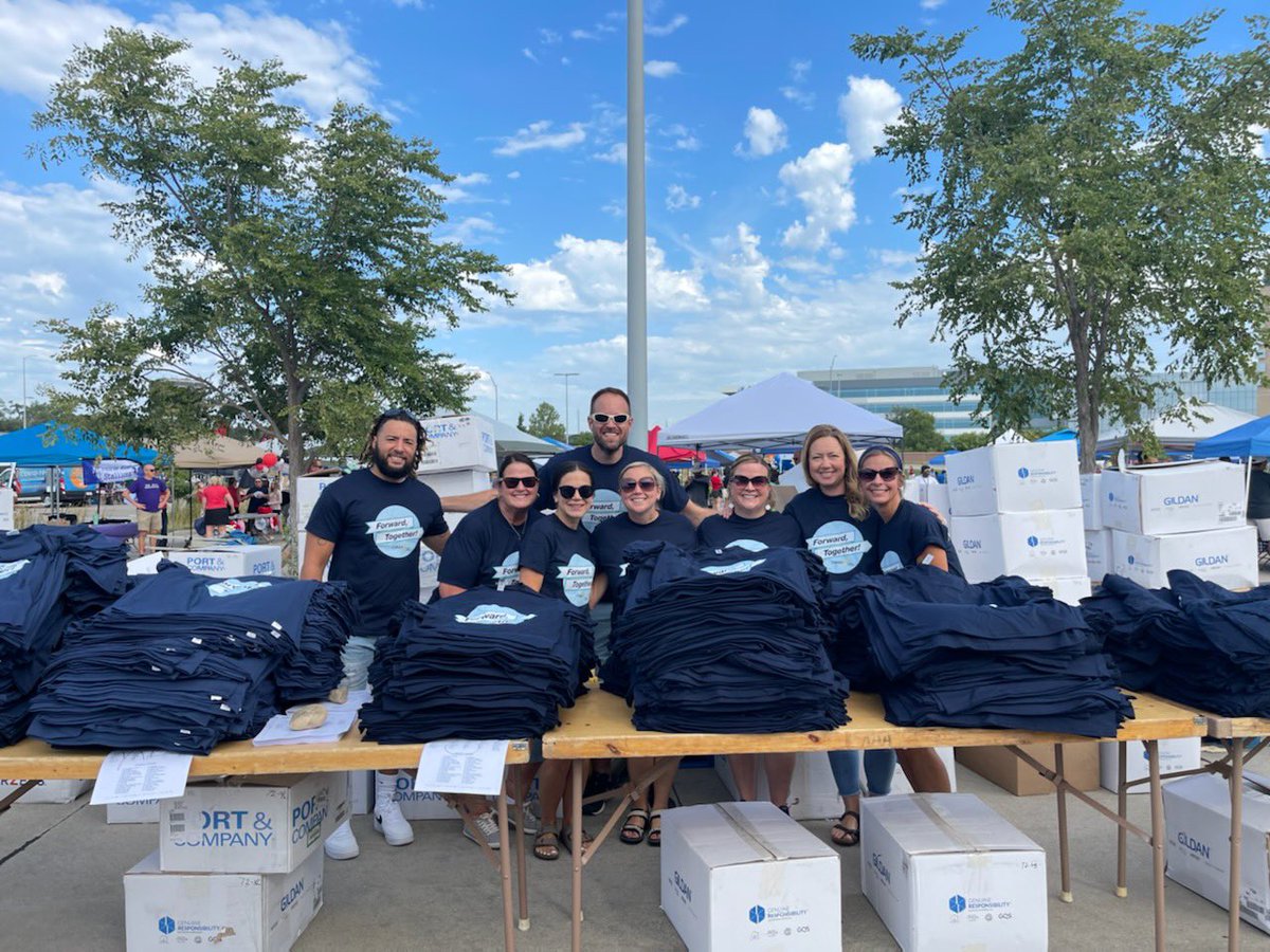 Outstanding morning at the OPS Back to School Bash working with some amazing people! #OPSproud #ForwardTogether <a href="/cinidbrown1/">Cindi Brown</a> <a href="/MarniDriessen/">Marni Driessen, M. Ed</a> @Lisa_D_Holland <a href="/OPS_LBehne/">Lindsay Behne</a>