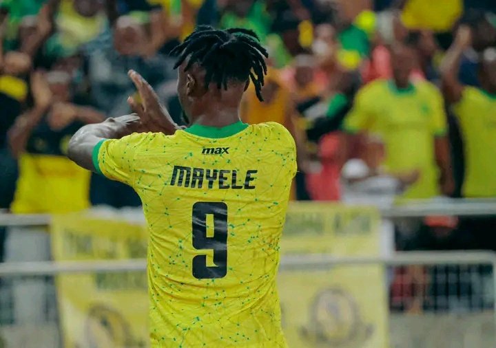 koncept_tv's tweet photo. #NgaoYaJamii
GOAAAL ni yeye Fiston Mayele
Yanga SC 2-1 Simba SC
⚽ Fiston Mayele | ⚽ Pape Sakho
🏟️ Benjamin Mkapa, DSM
#NgaoYaJamii2022 #NgaoYaJamii #ComunityShield2022 #DerbyYaKariakoo https://t.co/30S3Qfy38o