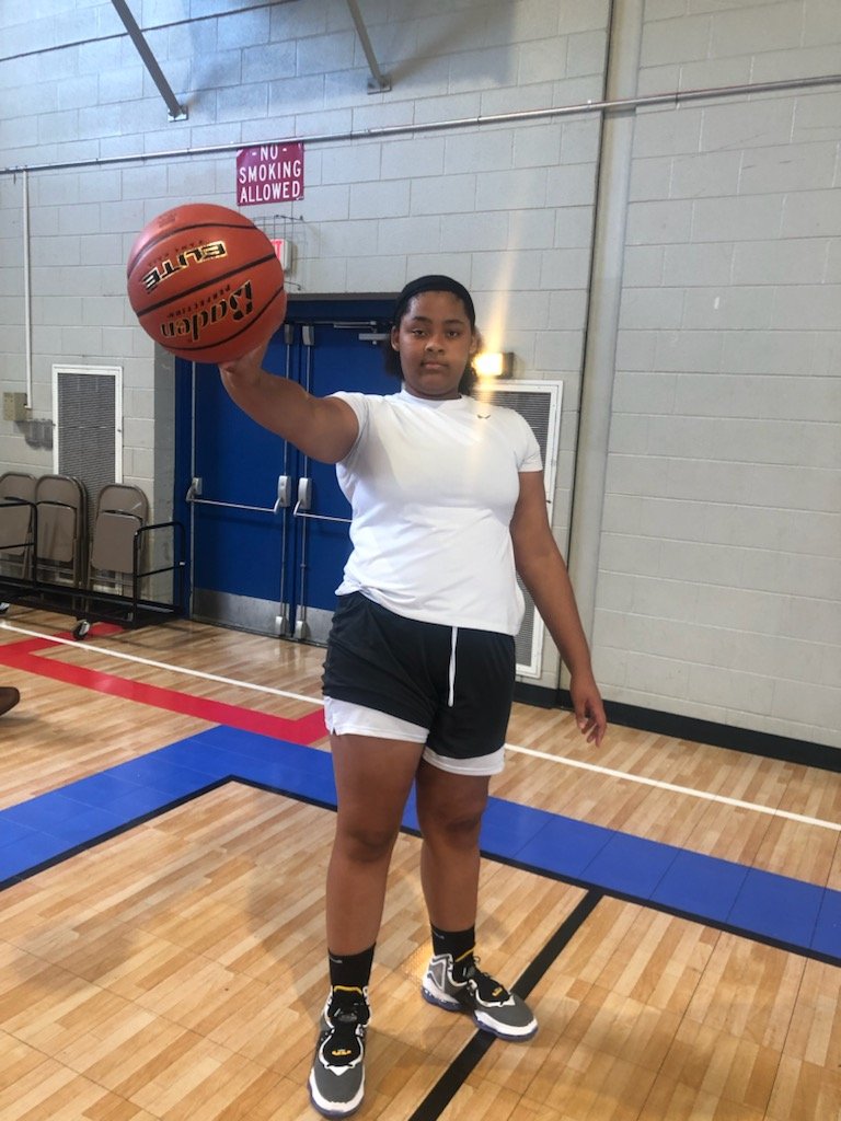 _Jolie26's tweet photo. Just a Lil ball handling https://t.co/evbySZATjf