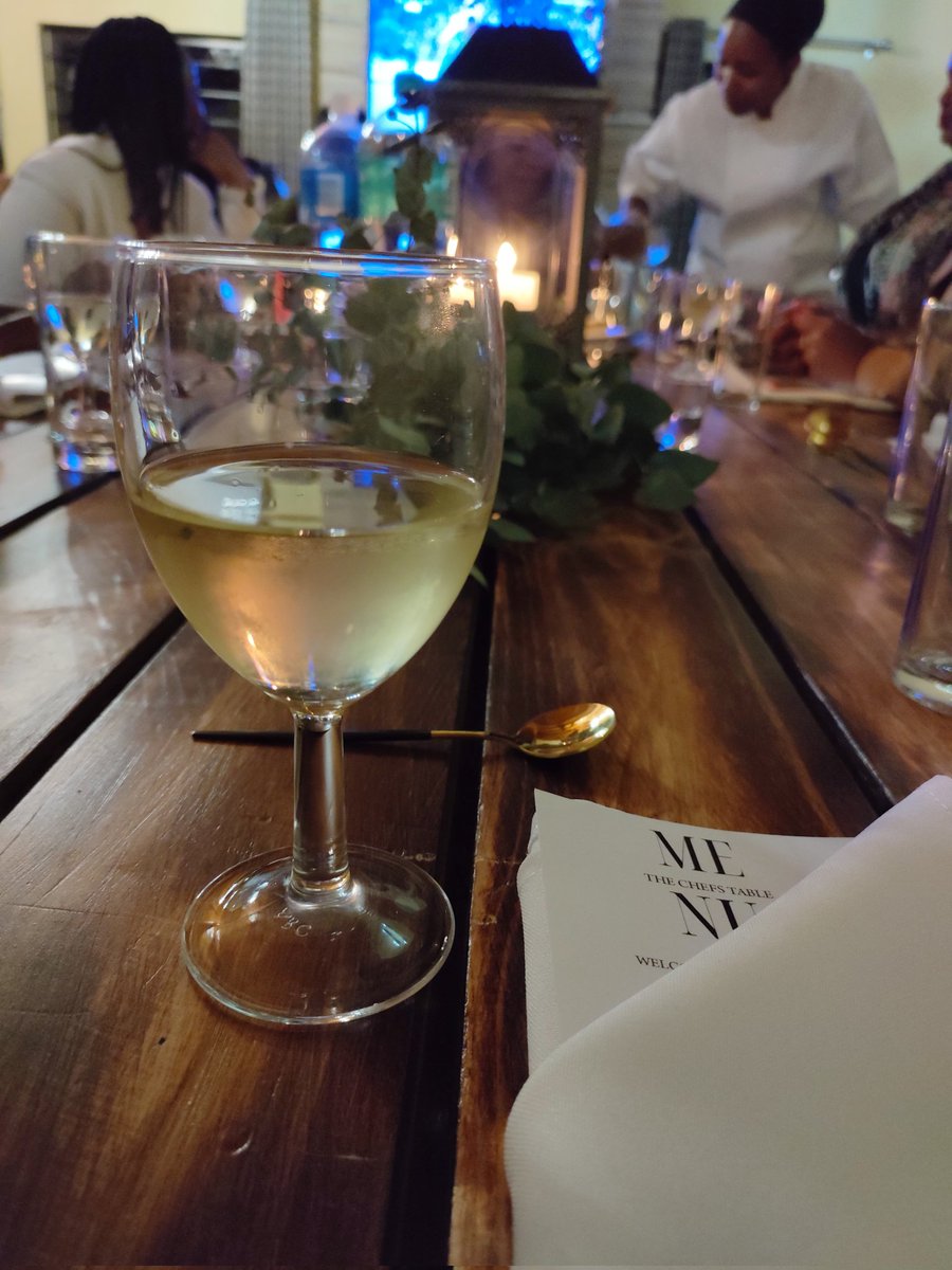 mosdeff_mpho's tweet photo. An amazing night with beautiful people.  Do come to the next Chefs Table next month 🙂

 #ChefsTableMbombela #finedining #GoodVibesOnly https://t.co/31CnKrDHJ9
