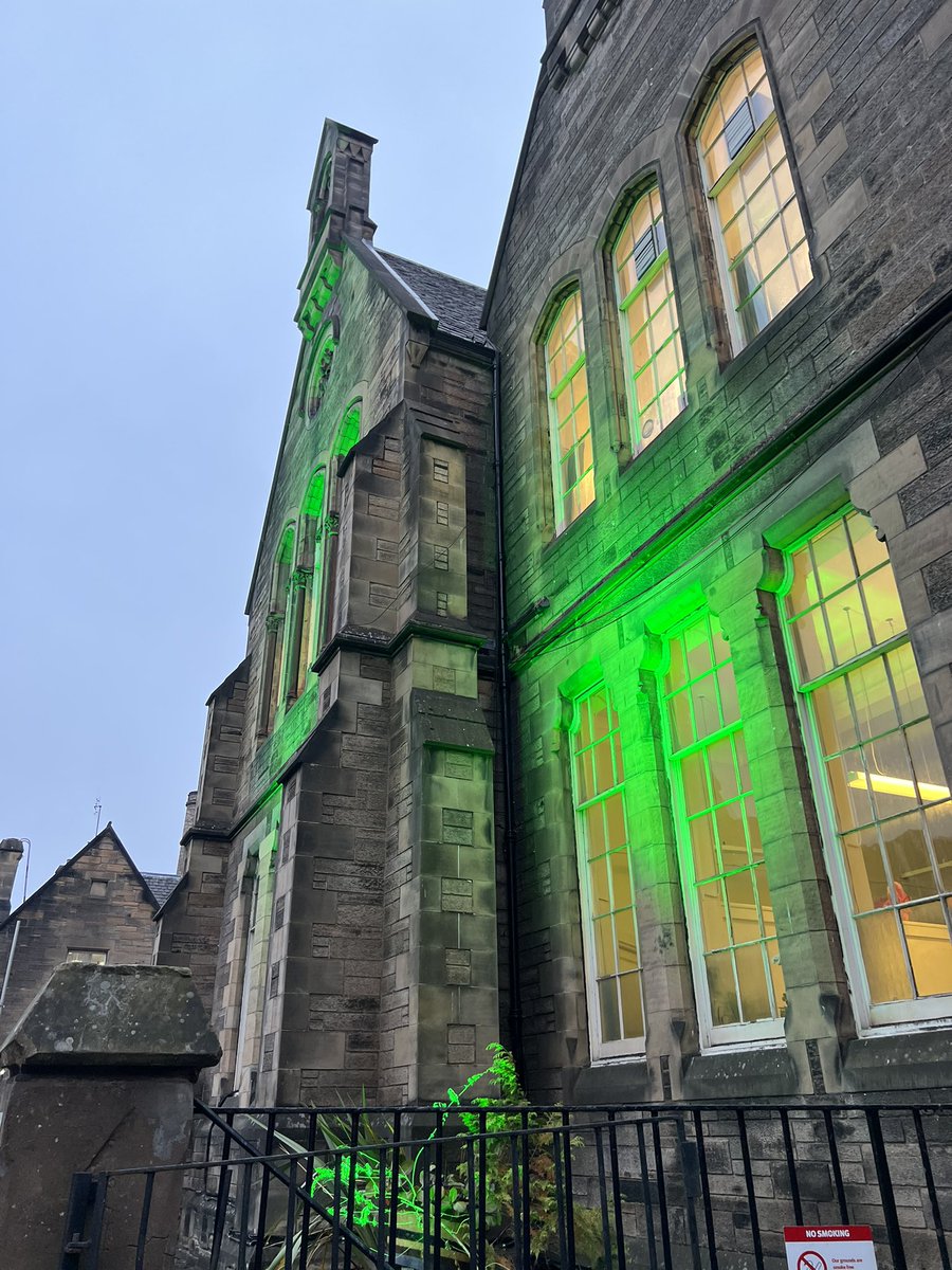 storytoybox's tweet photo. Looking for a show to see at #edfringe?
Search hashtag #sundayfringe
For an array of exciting shows ready to welcome you to #Edinburgh
#easysearch #picknmix #theatre https://t.co/YXHtuTAIKt
