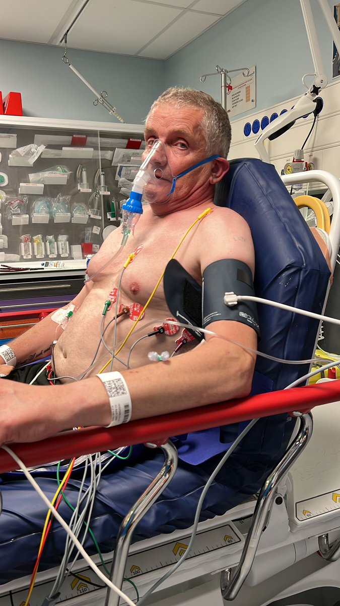 Grandad_Kev's tweet photo. @jessasstrophe Sorry Uk. My wife took this while I was fighting to breath on Thursday. We’re fucked https://t.co/sFSZkvDBFS