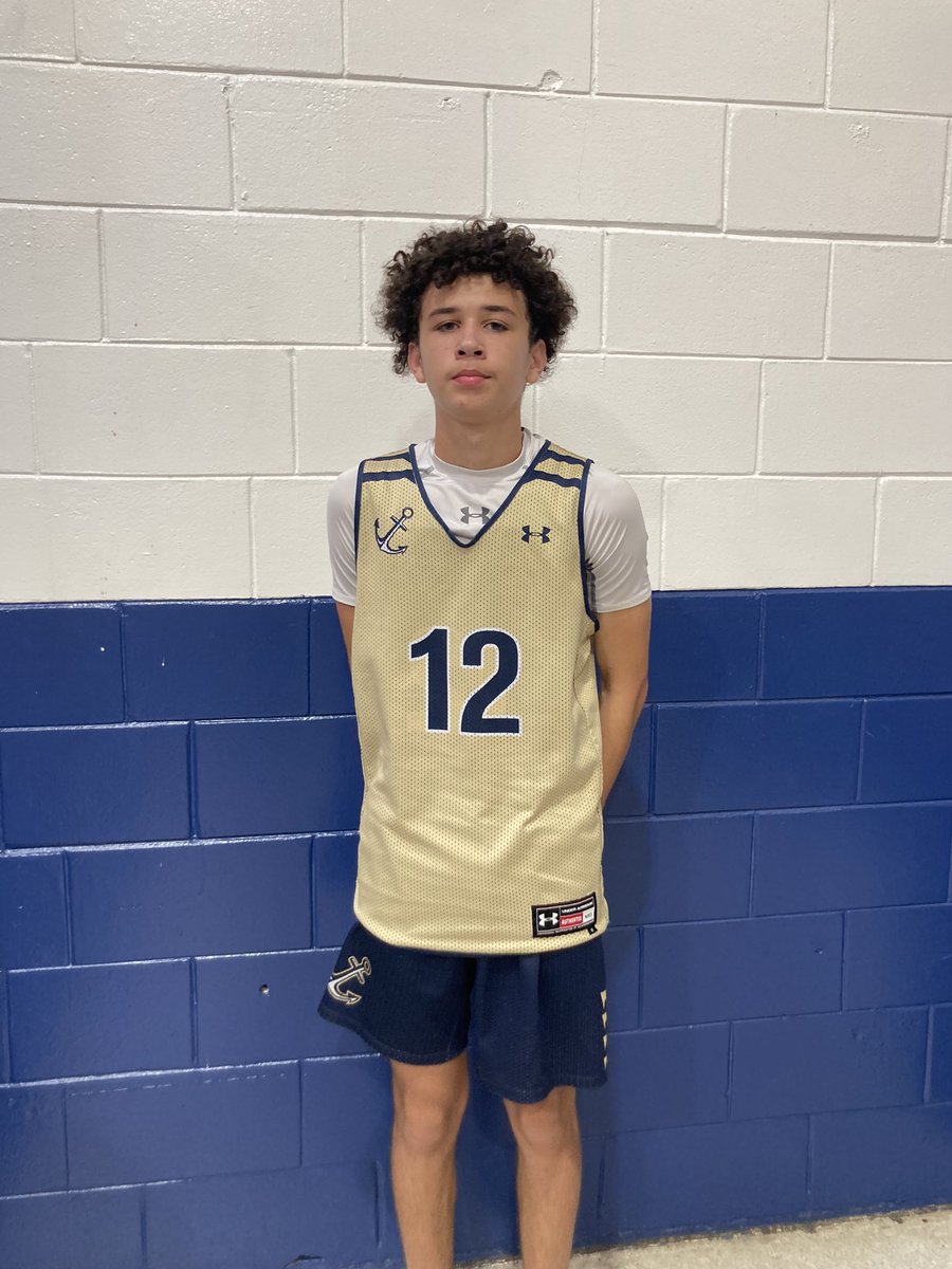 Game 4: #TheHoopVibe Fall League 

Final Score: 

Northside Christian 67
Admiral Farragut Academy 41

Top Scorers

<a href="/ncsboyshoops/">NCS Boys Basketball</a>
Tobias Gunter 21 (left)

<a href="/Coach_Allen3/">Coach Julian Allen</a> 
Kaleb Oriol 10 (right)