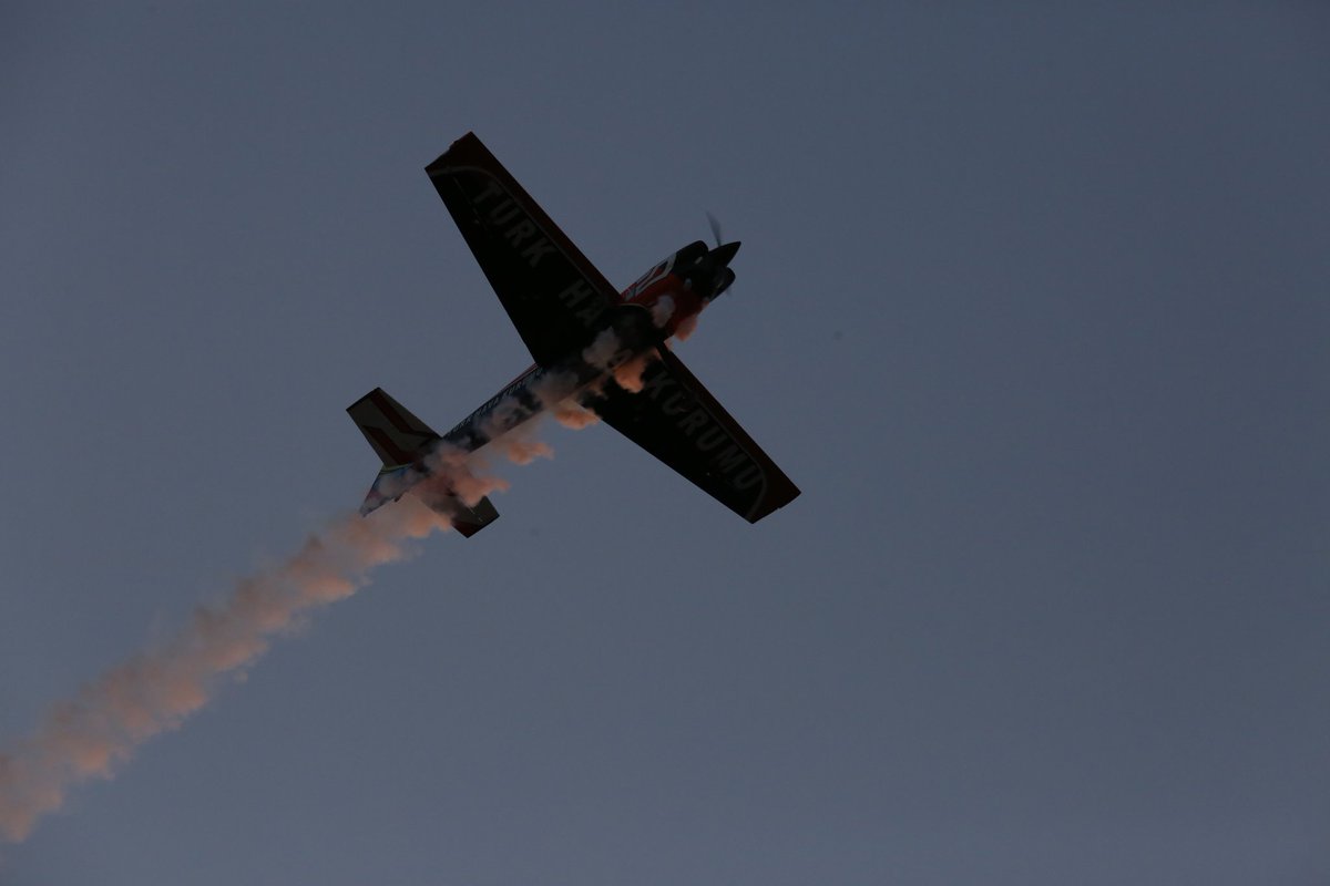 Hava güzel, alan güzel 😎

Festivalimiz;

👉🏻Sıcak Balon Uçuş Gösterisi 
👉🏻Planör uçak 🛩️
👉🏻 Paramotor gösterisiyle devam ediyor🪂 

#AksarayÇocukFestivali 🥳