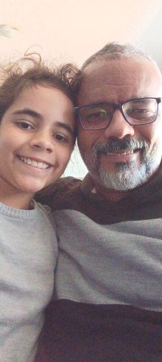 Posso dizer que é a cara do pai...kkk  minha riqueza e razão pra continuar lutando....